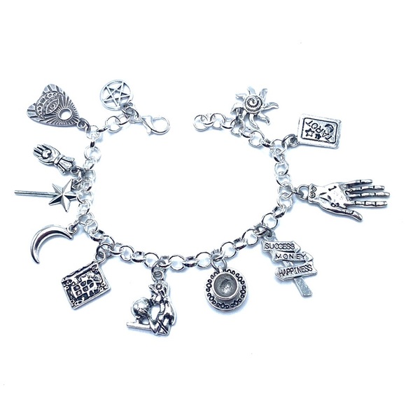 Fortune Teller Charm Bracelet - Picture 3 of 7
